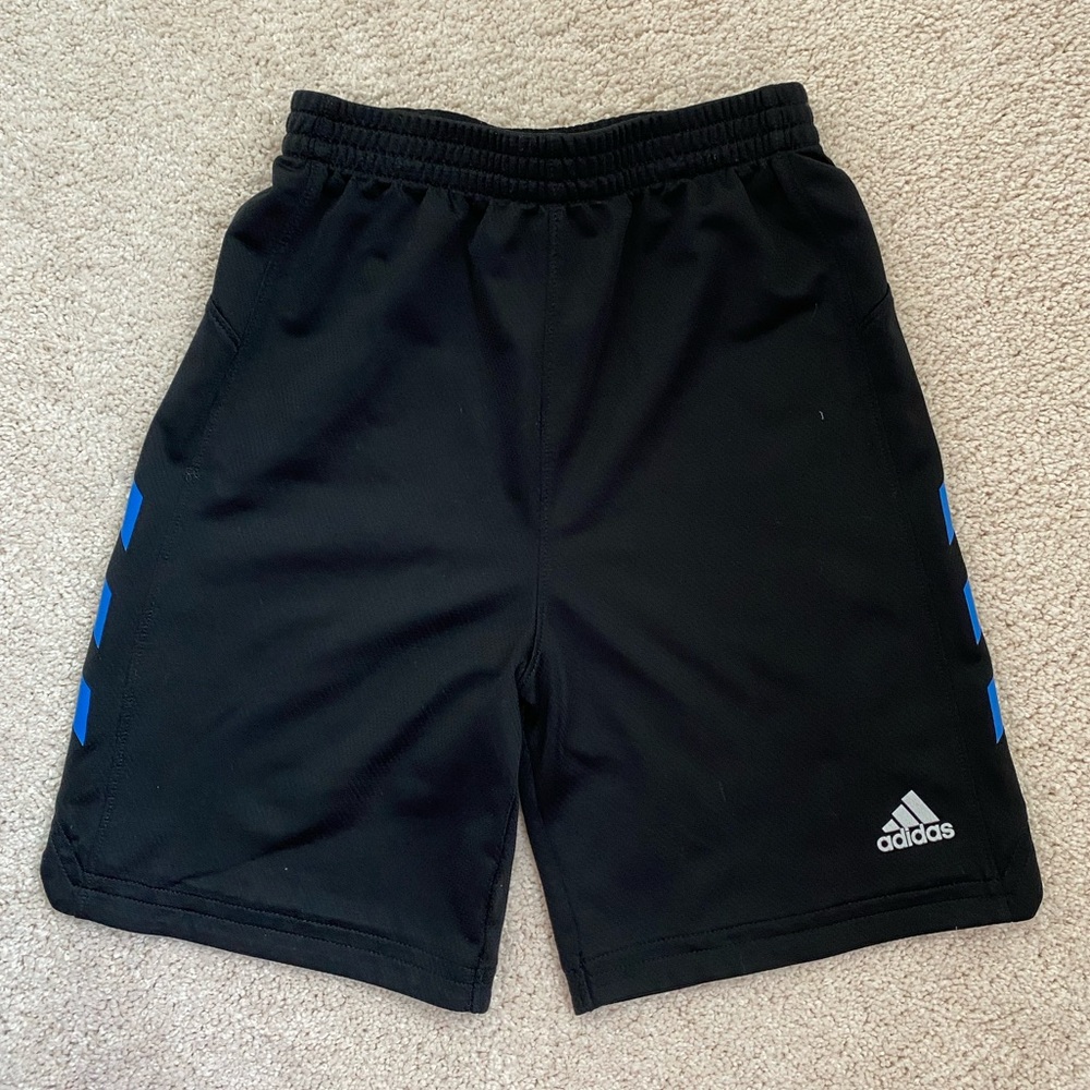 Boys size 5 black Adidas shorts.